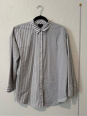 J. Jill Gray and White Striped Casual Button-Down Shirt
